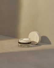 Carica l'immagine nel visualizzatore di Gallery, TEAM Dr. JOSEPH - DAILY MOISTURIZING CREAM, 50 ML